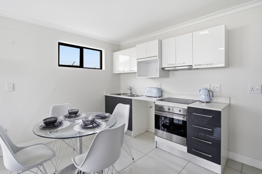 2 Bedroom Property for Sale in Zonnebloem Western Cape
